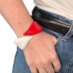 Vintage 60s-70s RED & WHITE HINGED BANGLE RETRO JEWELRY BRACELET STATEMENT PIECE